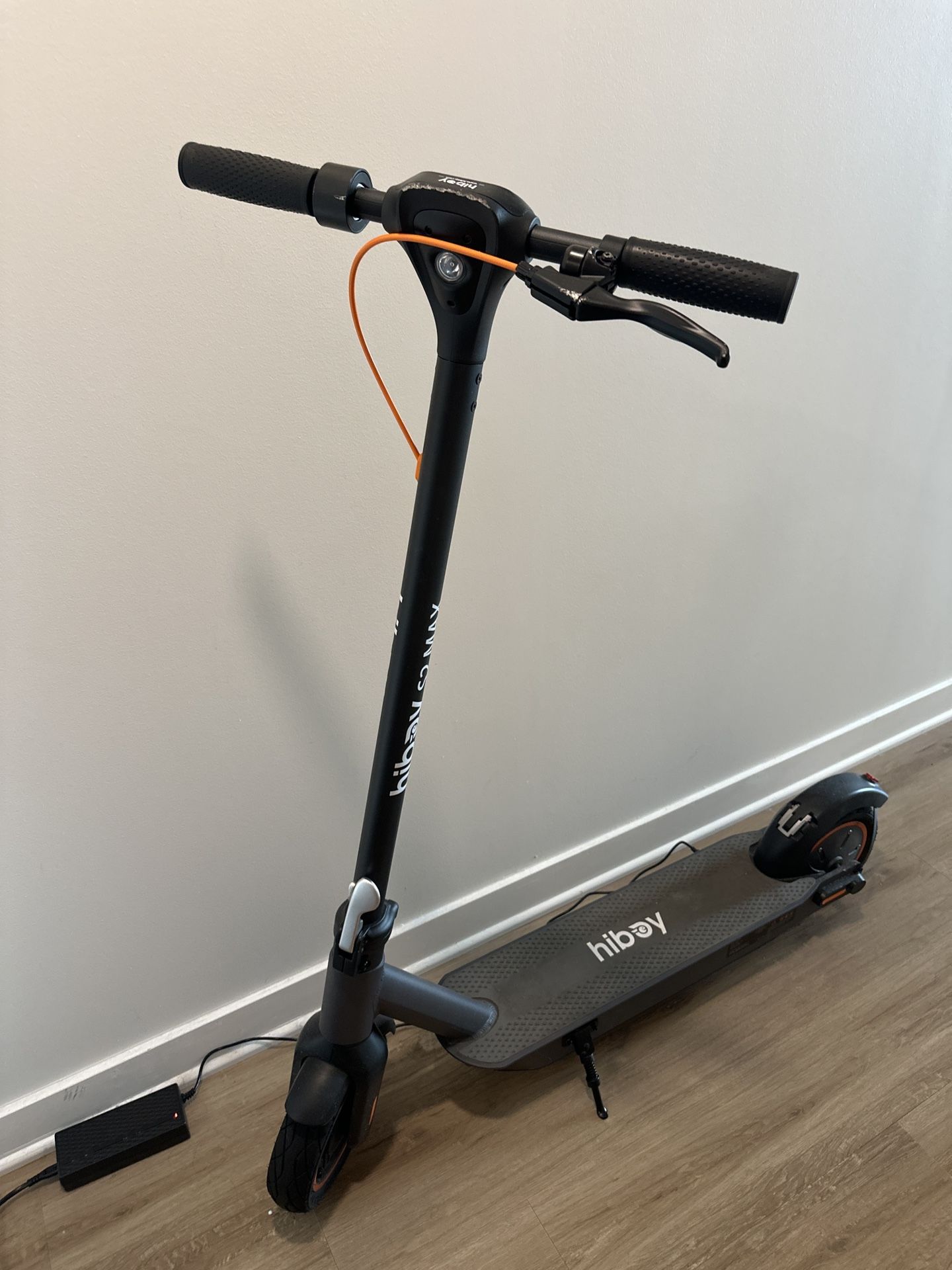 🛴 Hiboy S2 Max Electric Scooter – 40.4 Mile Range, 19 MPH, Foldable – Like New!
