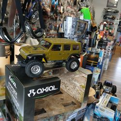 Axial SCX24 Jeep Wrangler JLU RC Crawler