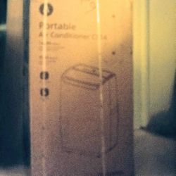 14,000 BTU PORTABLE AIR CONDITIONER AC PLEASE SEE DESCRIP & PHOTOS