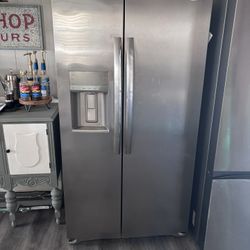 Frigidaire refrigerator