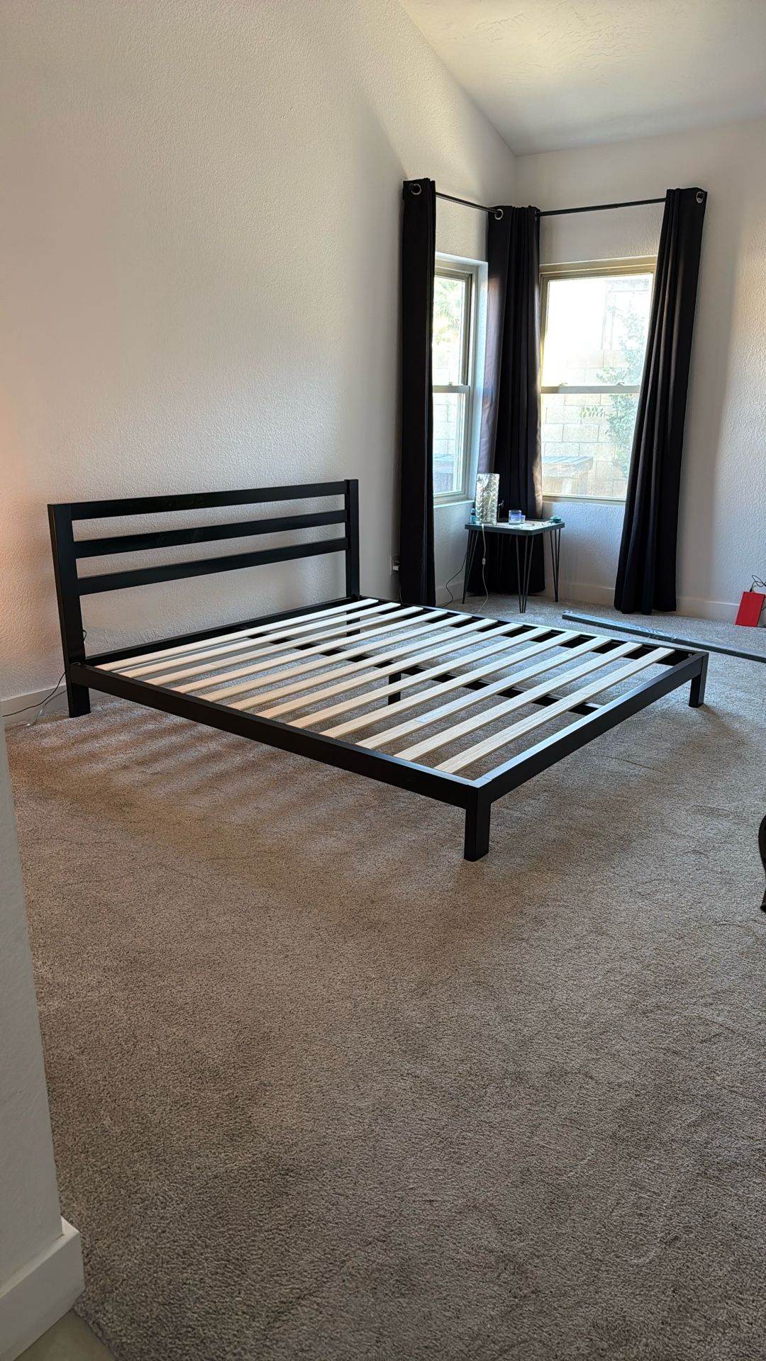 King Metal Platform Bed Frame