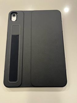 ESR IPad a16 magnetic case