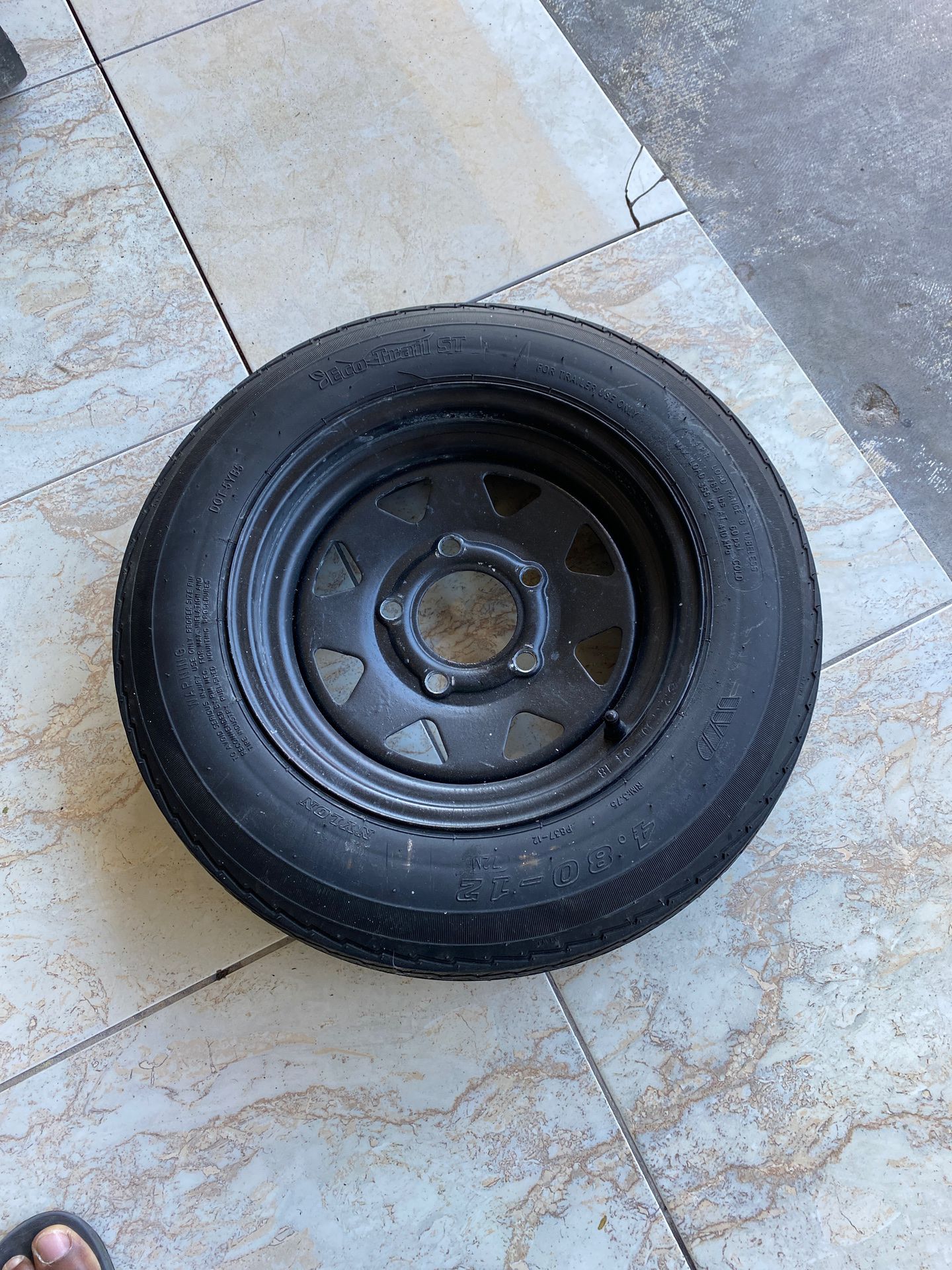 Trailer tire 4.80-12