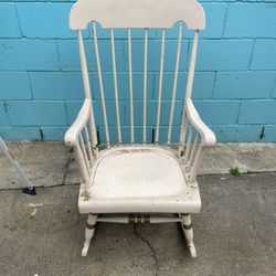 Antique/Vintage Rocking chair