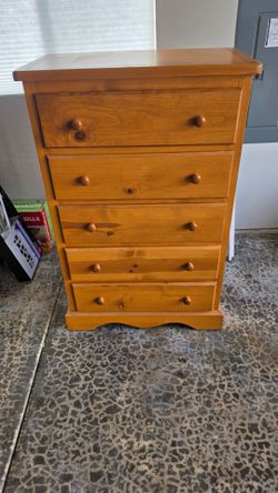Free Wood Dresser