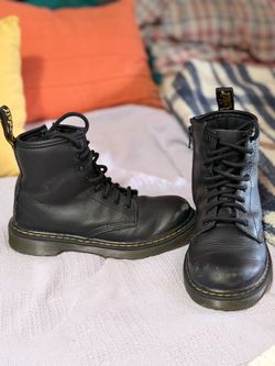 Dr. Marten kids size 1