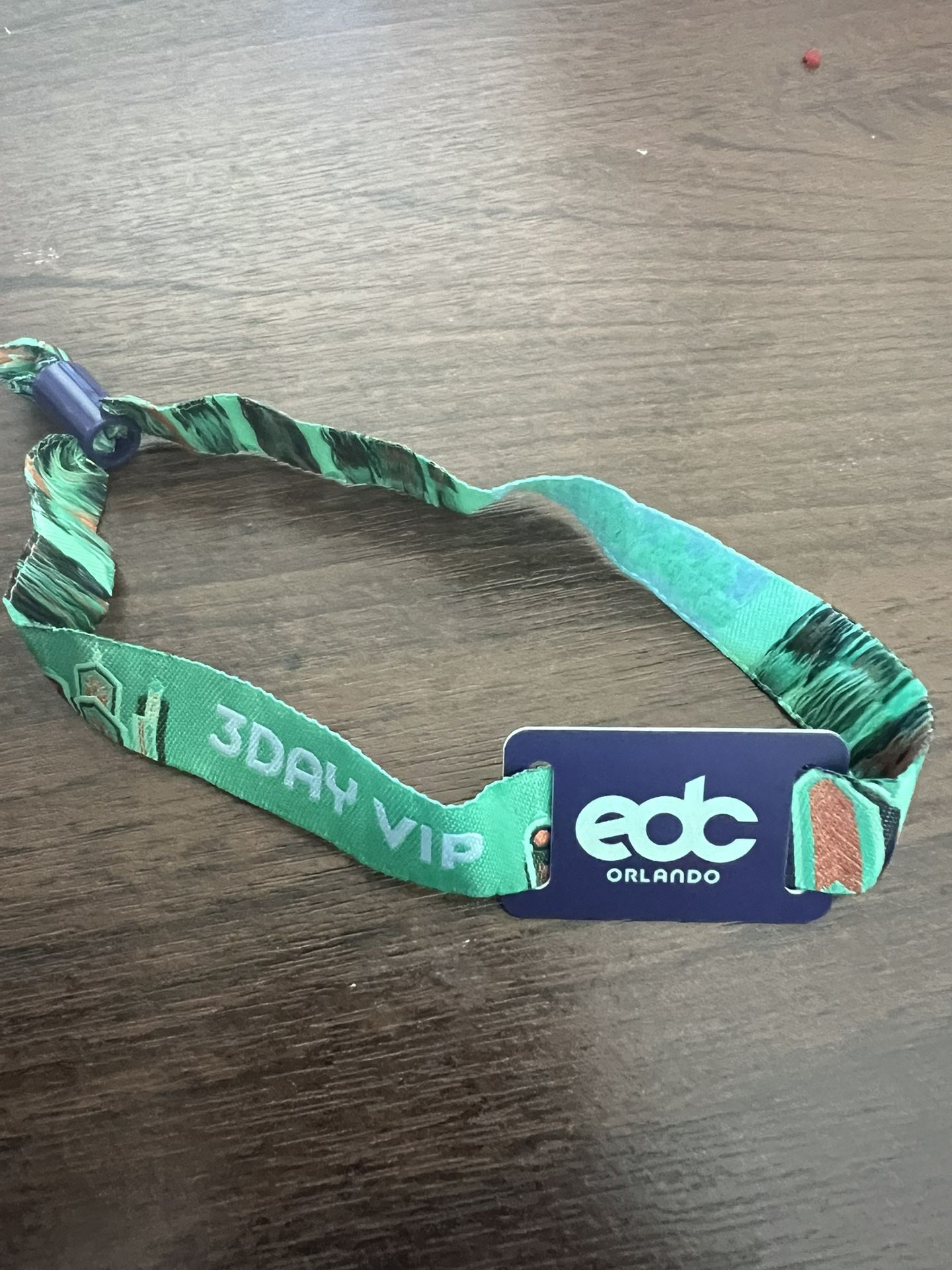 Sunday EDC VIP