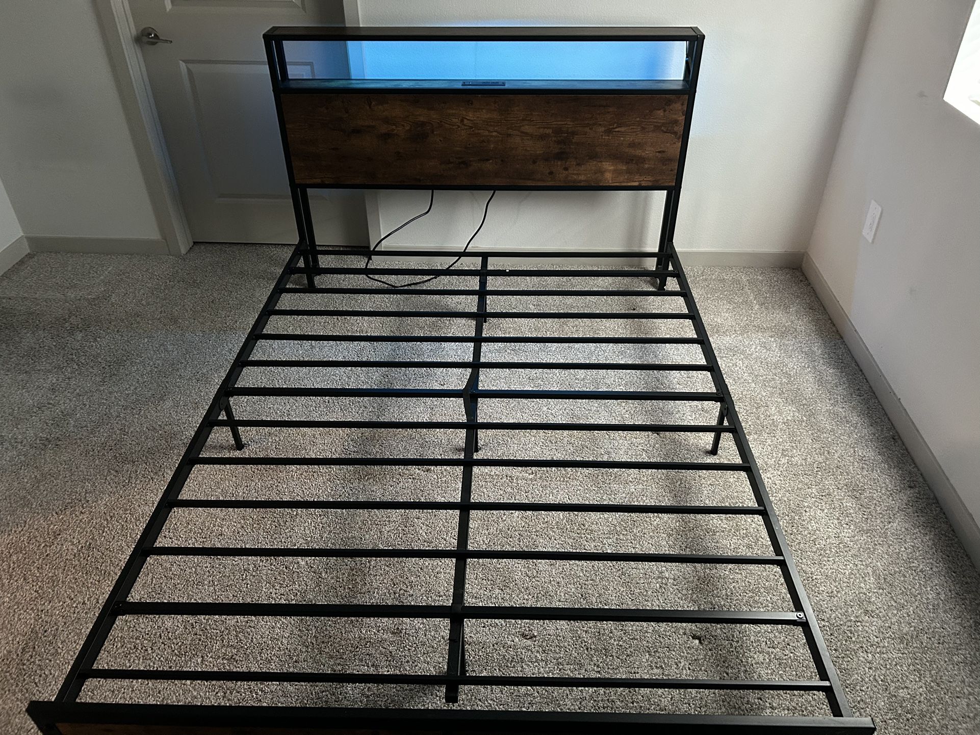 Queen Sized Bed Frame With Mattress
