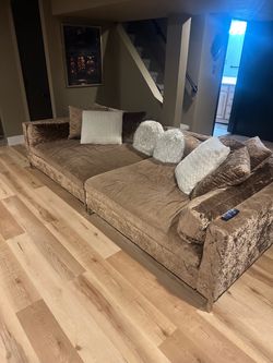 Large Oversized Brown Velvet Sectional Sofa w/ Chaise – Good Condition
