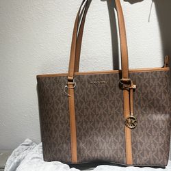 Michael Kors Large tote