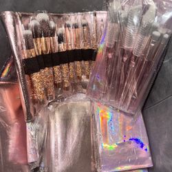 Set Of Makeup Brushes Brand New