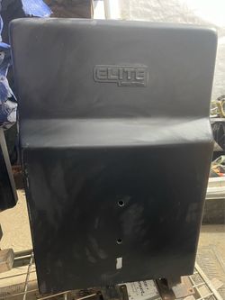 Automatic gate opener