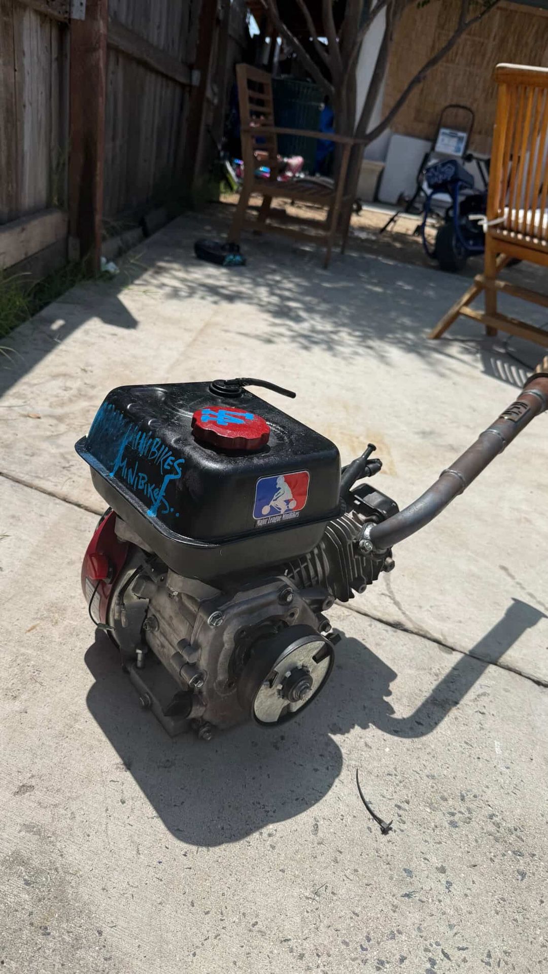 Mini Bike Engine doesn’t come with Carb