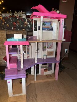 Barbie Dream House