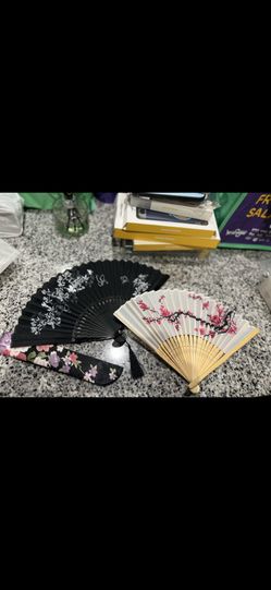 Folding fan 2 for $3