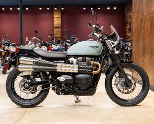 2022 TRIUMPH STREET SCRAMBLER 900