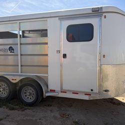 2024 Maverick horse trailer