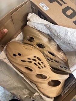Yeezy foam  runners