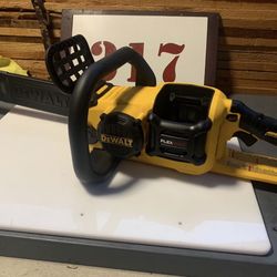 DEWALT 60V MAX 16in. Brushless Cordless Battery Powered Chainsaw, Tool Only