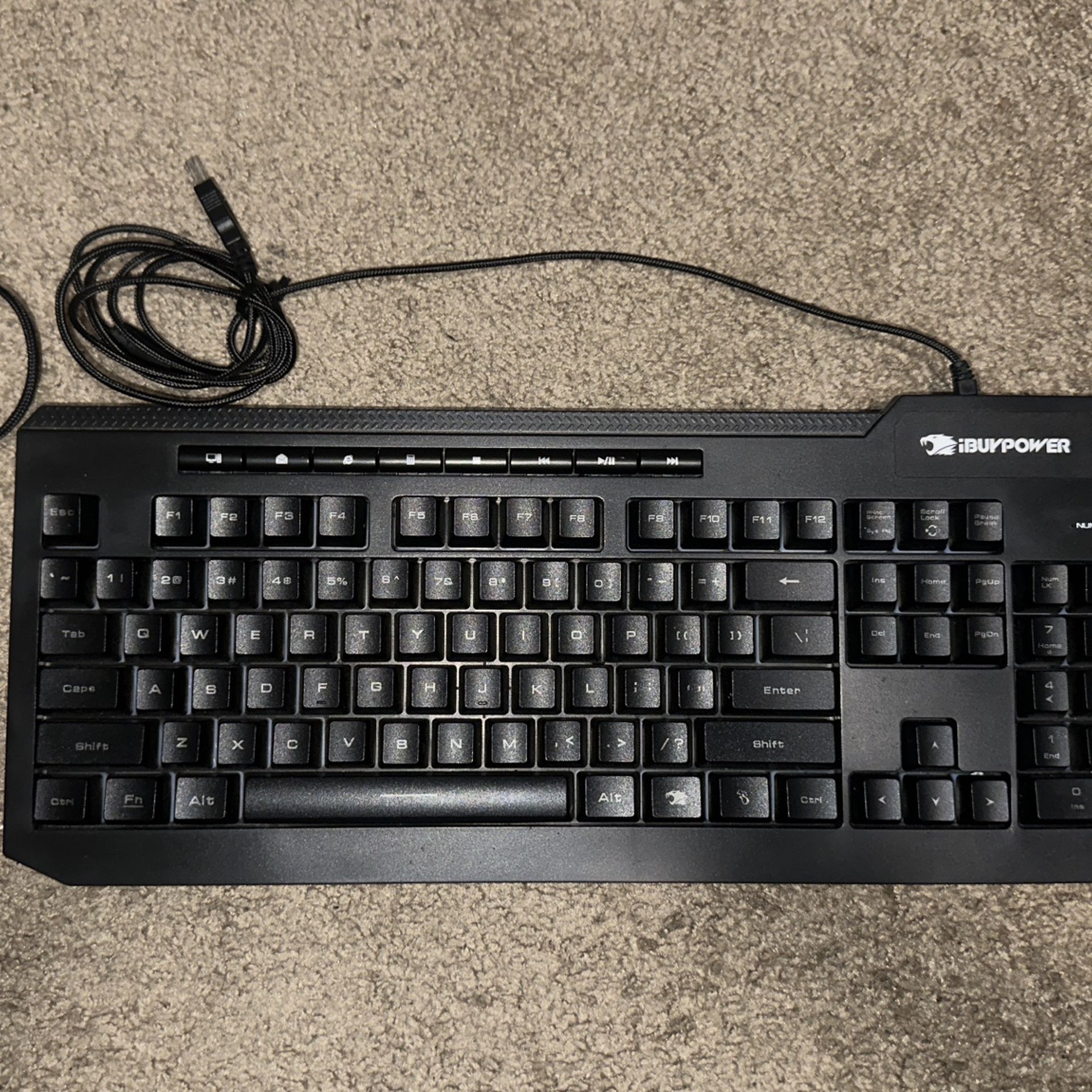 iBUYPOWER Ares M2 Mouse And Keyboard