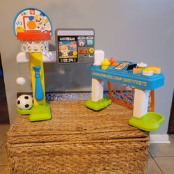 Like New/ Laugh And Learn Play Center