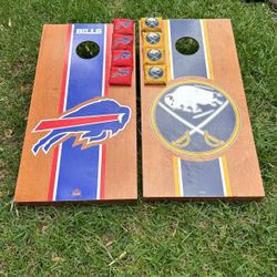 Set Of Cornhole Boards And 8 Bags