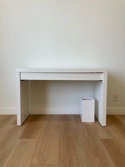 IKEA MALM White Computer Desk w/ 1 Drawer Matte Finish Freestanding
