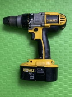 Drill dewalt