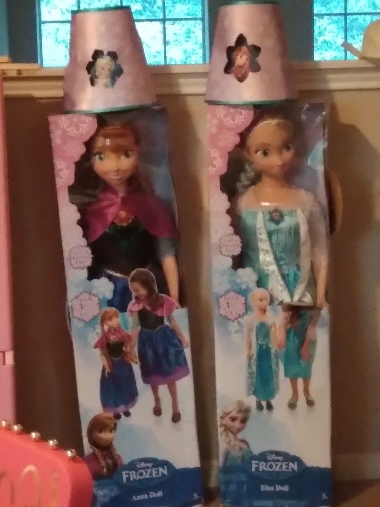 Anna And Elsie Brand New