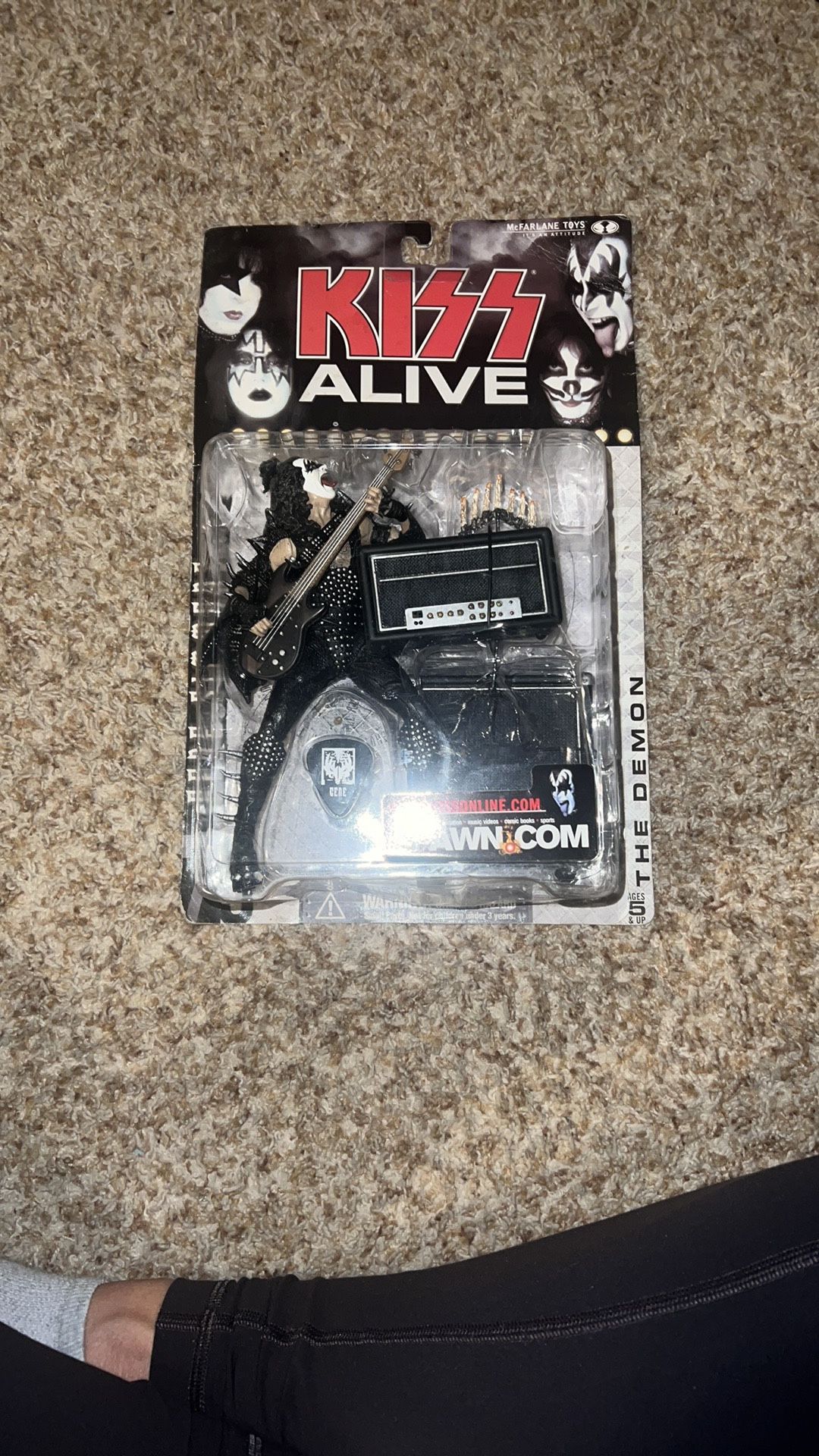 *The Demon Gene Simmons McFarlane KISS Alive Super Stage Action Figure New 2000. Box corners are bent. Detailed KISS Alive action figure featuring The