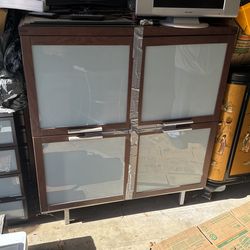 Cabinet / TV Stand 