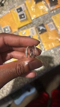 Natural diamond rings 100$ for both
