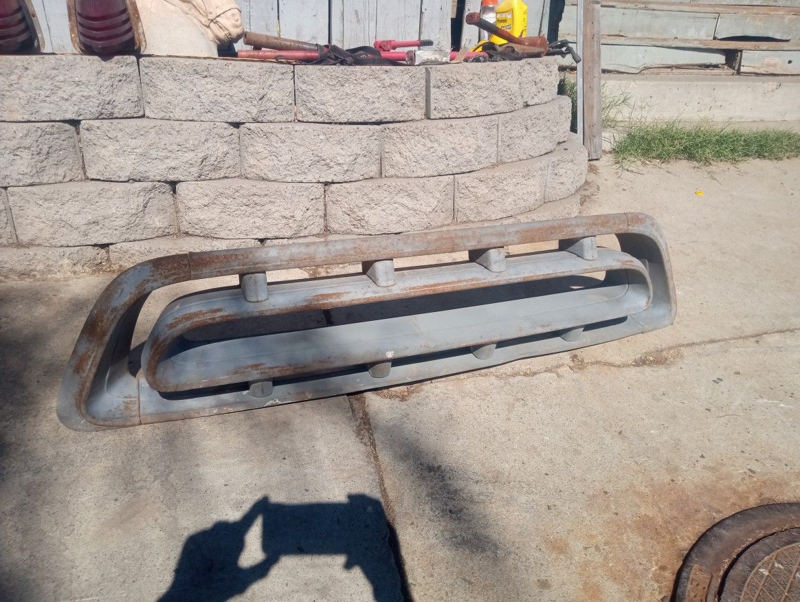 Parts 1957 Chevy Truck Grill