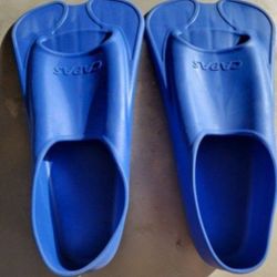 Water Shoes Brand New  Size Xl for men and women  size is on the picture 