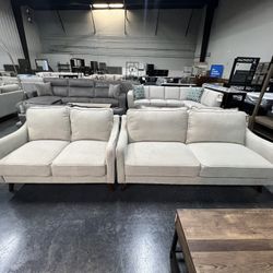 2pc Sofa & Love Seat