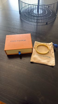 Louis Vuitton, Nanogram Cuff Size Medium