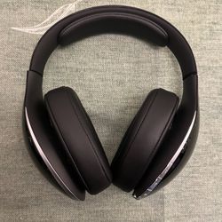 Mercedes Benz Maybach S Wireless Bluetooth Headphones