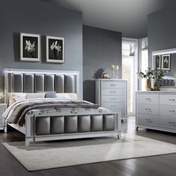 4 Pc Queen Bedroom Set
