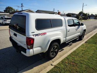 2018 TOYOTA TACOMA 4X4 CAMA LARGA TÍTULO LIMPIO 57K MILLAS 👍