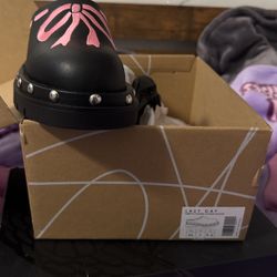 BRAND NEW! Lazy oaf