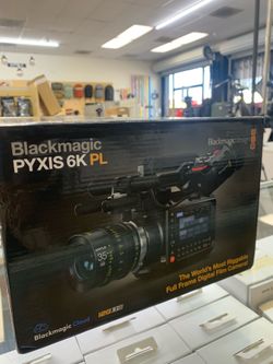 Blackmagic Pyxis 6K PL
