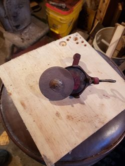 Minny hand grinder