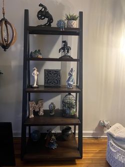 Five shelf piece