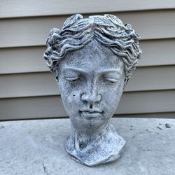 GODDESS HEAD PLANTER 