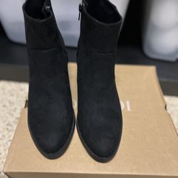 Women’s Black Boots