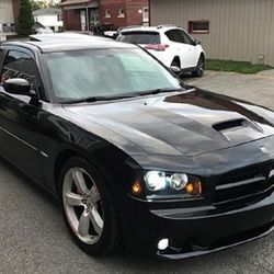 2009 Dodge Charger&Clean paper!