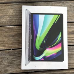 13 Inch Macbook Pro with Apple M1 Chip 