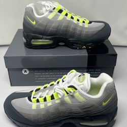 Nike Air Max 95 OG Big Bubble Neon 2026 Womens Size 11 / Mens 9.5 IO9926-001 New