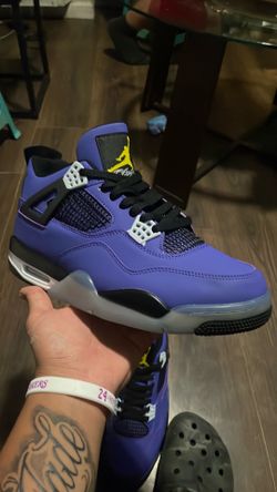Jordan 4s