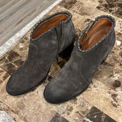 Womens Frye Booties Size 6